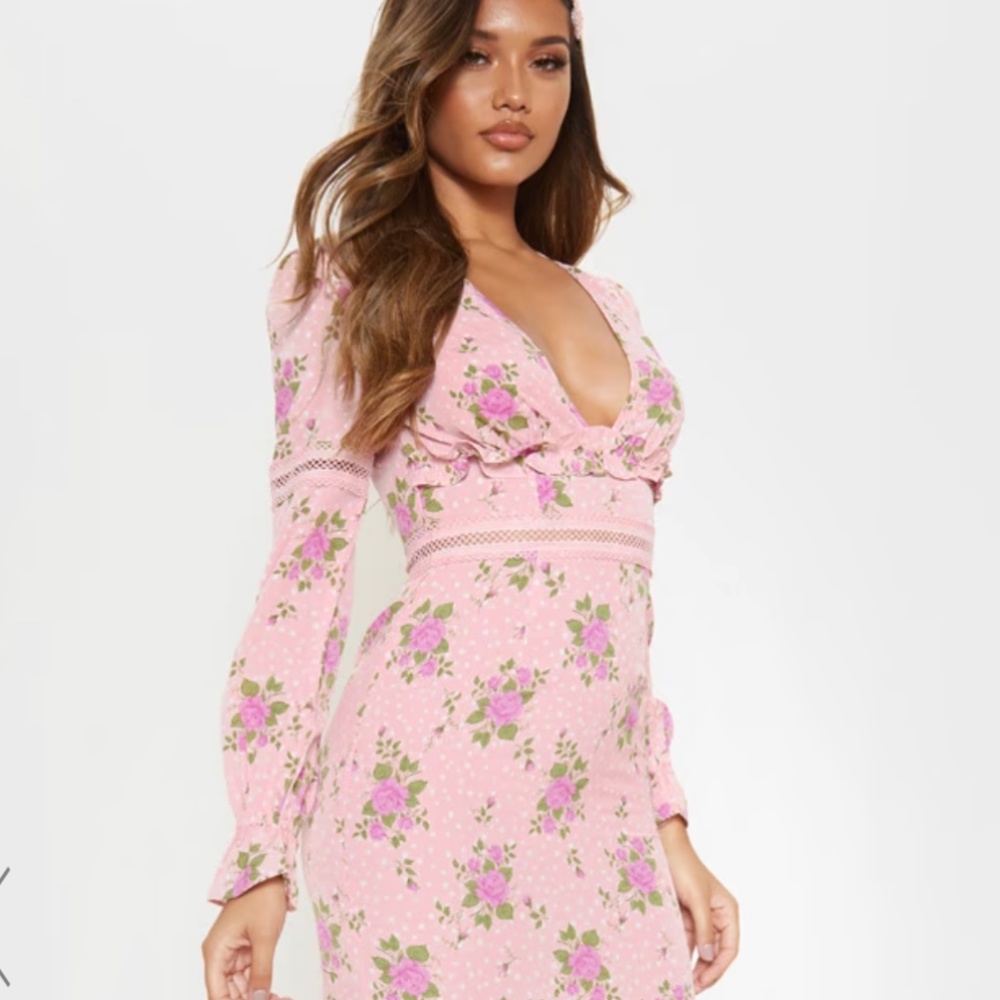 NWT PrettylittleThing Cottagecore Barbie Pink Floral Roses Ruffle Dress Size 2